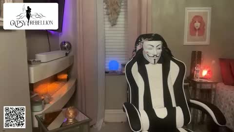 Snapshot of gypsy_rebellion chatting on November 20, 9:20 am Gypsy online show from November 20, 9:20 am