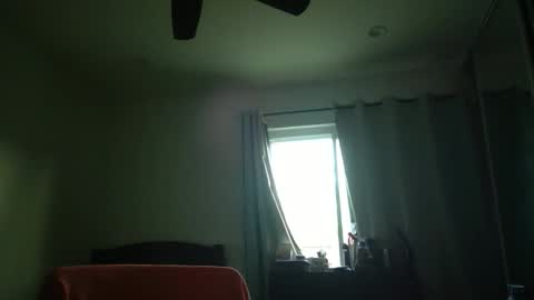 h0nest84 online show from December 30, 12:22 am