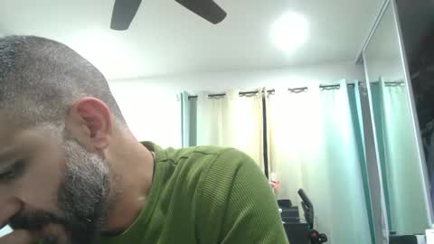 h0nest84 online show from February 14, 6:23 am