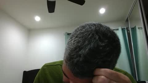 h0nest84 online show from March 2, 1:36 am