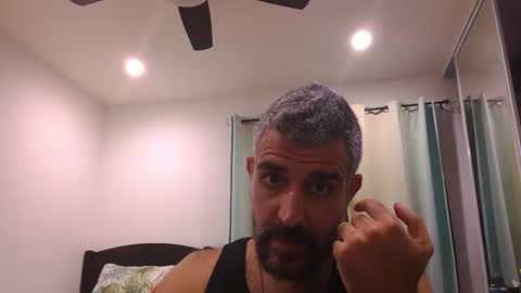 h0nest84 online show from November 2, 4:26 am