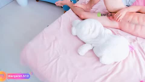 Snapshot of h0ney__p0t chatting on February 9, 6:05 pm Margareth Stallion online show from February 9, 6:05 pm