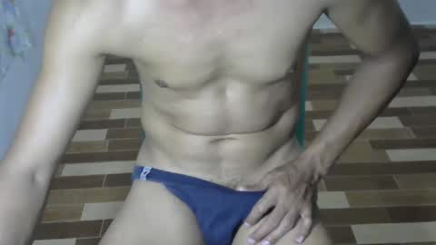 Snapshot of h0t2xh0ry chatting on December 20, 2:41 am Rue online show from December 20, 2:41 am