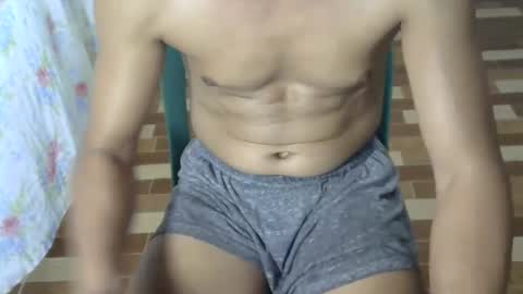 Snapshot of h0t2xh0ry chatting on January 20, 2:43 am Rue online show from January 20, 2:43 am