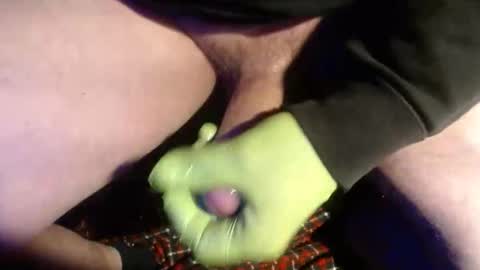 Snapshot of h2omygod chatting on February 13, 1:23 am H2omygod online show from February 13, 1:23 am