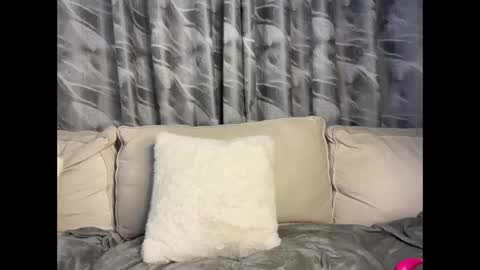 h_o_t_goddess online show from October 21, 7:20 am