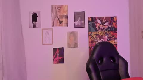 Snapshot of haanna_thompsoon chatting on June 11, 2:33 am haanna_thompsoon online show from June 11, 2:33 am
