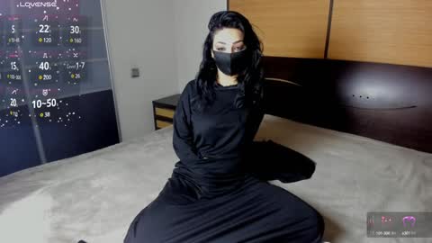 Linda online show from December 27, 11:28 am