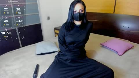 Linda online show from October 1, 3:12 am