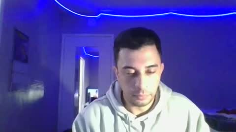 Snapshot of habibihoops01 chatting on November 16, 9:59 am habibihoops01 online show from November 16, 9:59 am