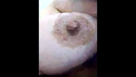 Snapshot of hachi_sweetbabie chatting on January 12, 10:26 pm hachi_sweetbabie online show from January 12, 10:26 pm