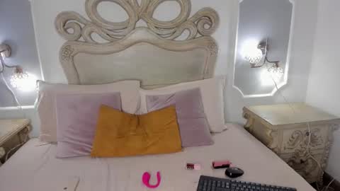 hade_miller online show from June 21, 3:31 am