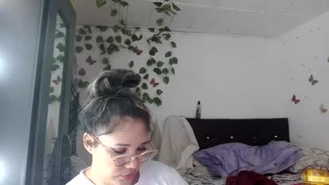 hader_wild21 online show from February 6, 7:18 pm