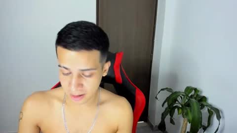 hades_horny_ online show from April 15, 5:58 am