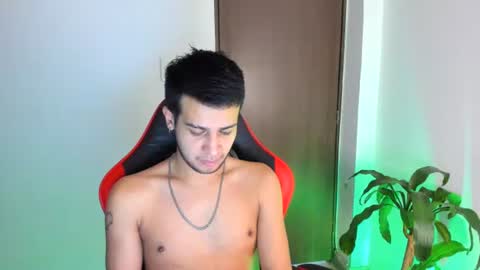 hades_horny_ online show from June 17, 5:21 am