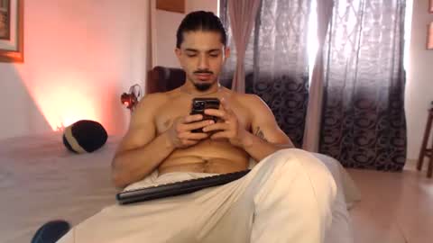 Snapshot of hadez_69 chatting on July 2, 5:41 pm HADEZ online show from July 2, 5:41 pm