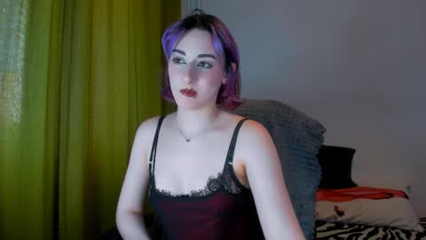 Snapshot of hadley_mills chatting on May 8, 4:01 pm hadley online show from May 8, 4:01 pm