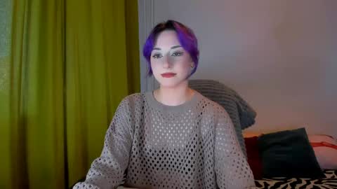 Snapshot of hadley_mills chatting on June 7, 5:06 pm hadley online show from June 7, 5:06 pm