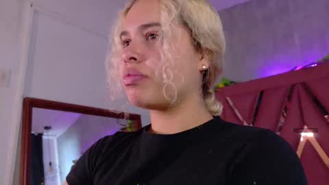 Haely online show from November 23, 11:54 am