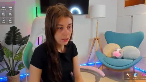 Hailey  Green online show from June 11, 9:13 pm