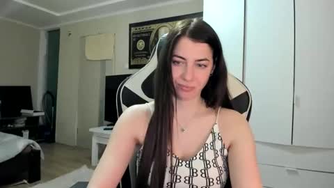 Sk     pe     Anya388109 online show from March 5, 7:21 pm