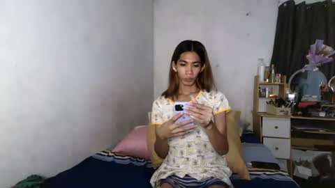 Snapshot of hailey_sweetcum77 chatting on June 26, 1:32 am hailey_sweetcum77 online show from June 26, 1:32 am