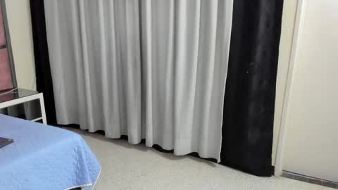 Snapshot of haileyduke chatting on September 11, 10:37 am Hailey online show from September 11, 10:37 am