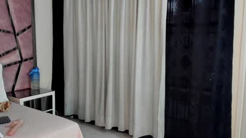 Snapshot of haileyduke chatting on September 26, 11:58 am Hailey online show from September 26, 11:58 am