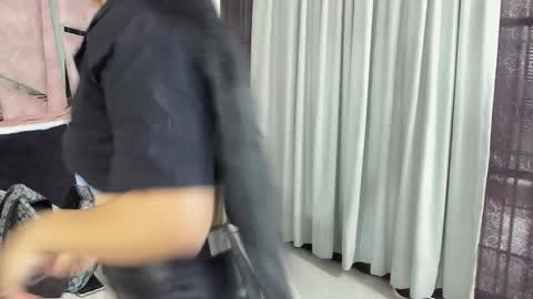 Snapshot of haileyduke chatting on October 28, 12:09 pm Hailey online show from October 28, 12:09 pm