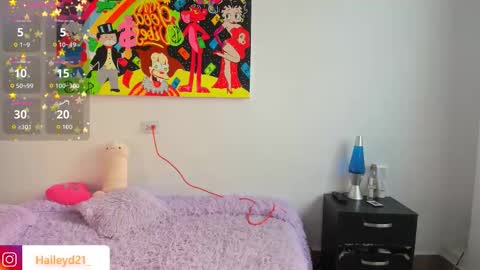 Snapshot of haileyduke chatting on November 28, 12:08 pm Hailey online show from November 28, 12:08 pm