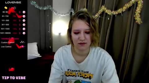 Snapshot of haileyfoxy chatting on January 10, 2:35 am Hailey online show from January 10, 2:35 am