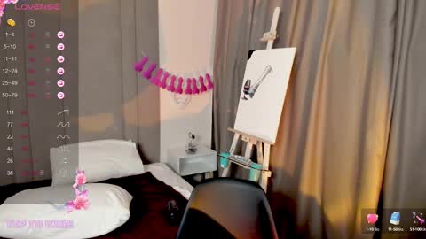 Snapshot of haileyfoxy chatting on February 23, 11:44 am Hailey online show from February 23, 11:44 am