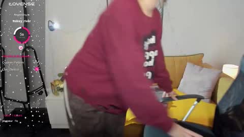 Snapshot of haileyfoxy chatting on September 27, 8:30 am Hailey online show from September 27, 8:30 am