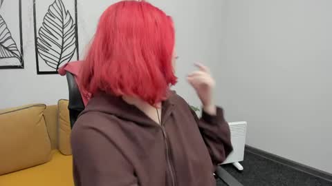 Hailey online show from March 30, 12:06 pm