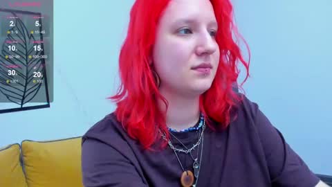 Snapshot of haileyfoxy chatting on May 5, 9:39 am Hailey online show from May 5, 9:39 am