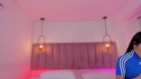 Haily online show from December 18, 8:04 pm