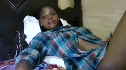 hairy_africanbae online show from July 15, 10:26 pm