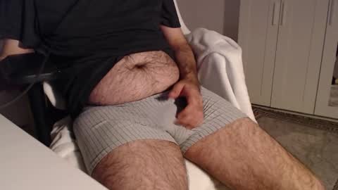 hairy_boy29 online show from October 19, 9:48 pm