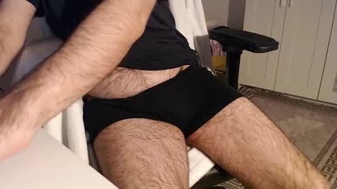 hairy_boy29 online show from November 2, 10:23 pm