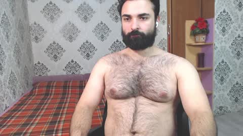 Hairy Tyler online show from December 1, 5:24 pm