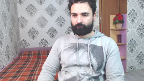 Hairy Tyler online show from December 2, 7:58 am