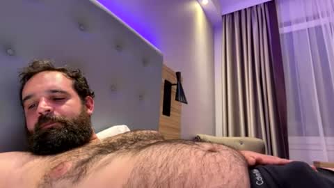 hairyandhorny__ online show from June 17, 10:54 pm