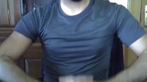 Snapshot of hairydaduncut chatting on January 16, 12:53 pm hairydaduncut online show from January 16, 12:53 pm