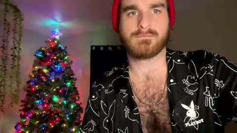 Snapshot of hairygayjay chatting on December 21, 10:33 am Jay online show from December 21, 10:33 am