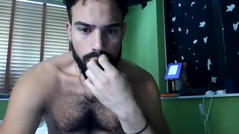 Snapshot of hairyholetop chatting on December 3, 5:12 pm hairyholetop online show from December 3, 5:12 pm