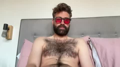 Snapshot of hairyhungbi69 chatting on July 20, 2:19 pm hairyhungbi69 online show from July 20, 2:19 pm