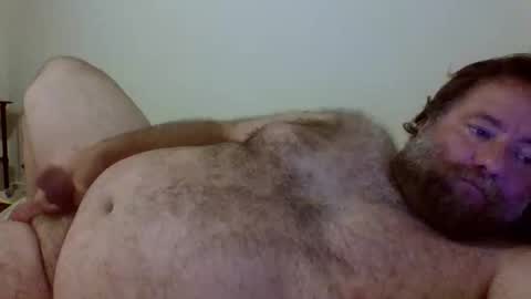 Snapshot of hairylarry420143 chatting on May 30, 9:17 am Hairylarry69143 online show from May 30, 9:17 am