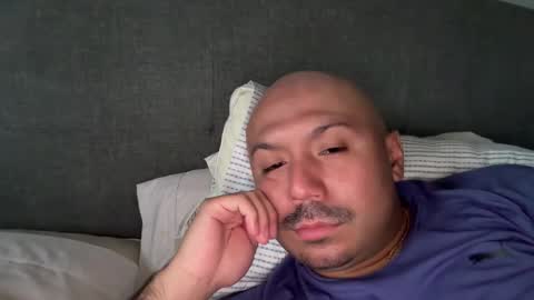 Snapshot of hairyman30000 chatting on April 4, 10:51 pm hairyman30000 online show from April 4, 10:51 pm