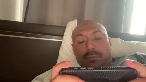 Snapshot of hairyman30000 chatting on May 20, 5:57 am hairyman30000 online show from May 20, 5:57 am