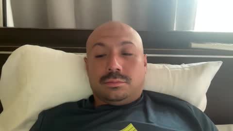 Snapshot of hairyman30000 chatting on May 22, 9:15 am hairyman30000 online show from May 22, 9:15 am